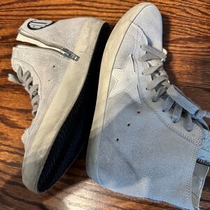 NEW - Golden Goose women Glittery silver Gray white Sneakers. Condition - NEW